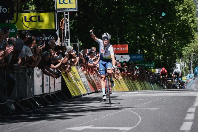 Valentin Ferron giành chiến thắng tại chặng 6 Criterium Du Dauphine - Ảnh 1.