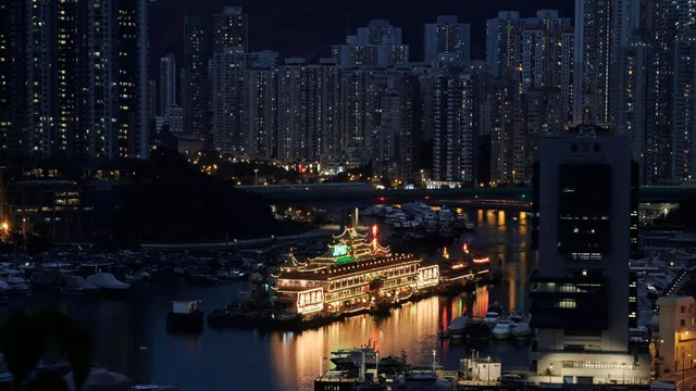 Hong Kong (Trung Quốc) điều tra vụ nhà hàng nổi mang tính biểu tượng bị lật úp trên Biển Đông - Ảnh 2.