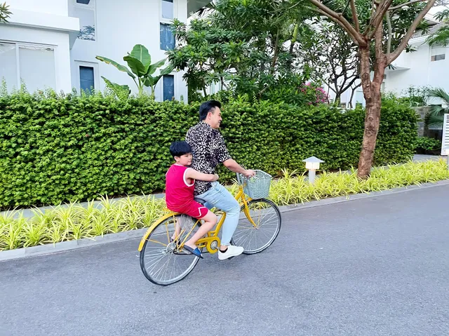 Diễn viên Việt tuần qua: Hồng Đăng cực tình cảm bên bà xã, Lương Thu Trang muốn có người chăm sóc - Ảnh 16. Diễn viên Việt tuần qua: Hồng Đăng cực tình cảm bên bà xã, Lương Thu Trang muốn có người chăm sóc - Ảnh 16.