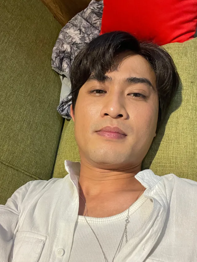 Diễn viên Việt tuần qua: Hồng Đăng cực tình cảm bên bà xã, Lương Thu Trang muốn có người chăm sóc - Ảnh 7. Diễn viên Việt tuần qua: Hồng Đăng cực tình cảm bên bà xã, Lương Thu Trang muốn có người chăm sóc - Ảnh 7.