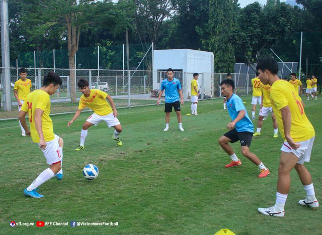 U19 Việt Nam chủ động các phương án chuẩn bị cho trận bán kết gặp Malaysia - Ảnh 1.