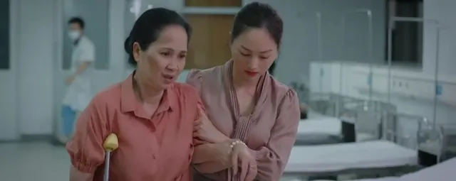 Thương ngày nắng về 2 - Tập 44: Ông Sang bí mật đưa con trai Nhật Mai về nước - Ảnh 11.