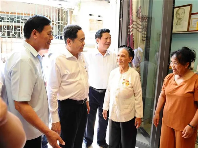 Nâng cao chất lượng hoạt động các kỳ họp và hoạt động giám sát của HĐND - Ảnh 2. Nâng cao chất lượng hoạt động các kỳ họp và hoạt động giám sát của HĐND - Ảnh 2.