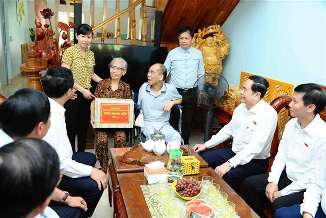 Nâng cao chất lượng hoạt động các kỳ họp và hoạt động giám sát của HĐND - Ảnh 4. Nâng cao chất lượng hoạt động các kỳ họp và hoạt động giám sát của HĐND - Ảnh 4.