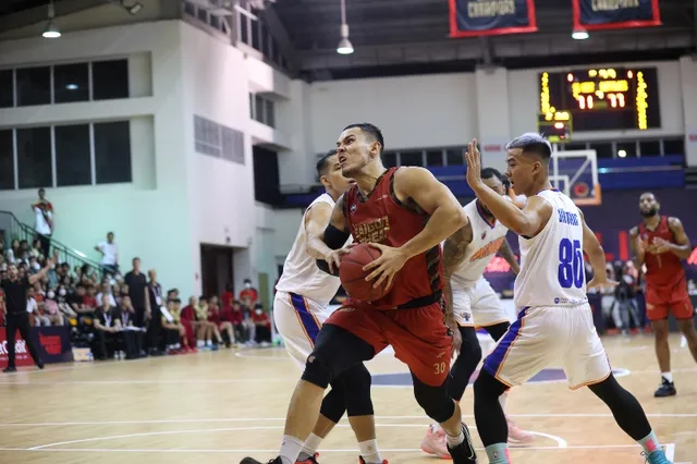 VBA 2022 - Game 22: Saigon Heat tạo nên lịch sử trước Hanoi Buffaloes - Ảnh 2.