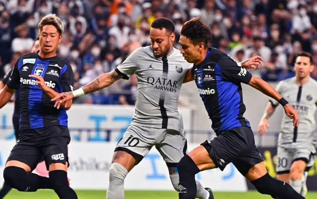 PSG thắng Gamba Osaka với tỉ số tennis - Ảnh 1.