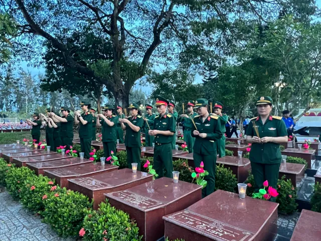 Các địa phương tổ chức nhiều hoạt động tri ân kỷ niệm Ngày Thương binh - Liệt sĩ - Ảnh 1.