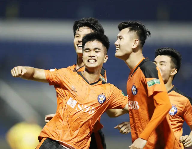 Vòng 10 VĐQG Night Wolf V.League 1-2022: Chùm ảnh SHB Đà Nẵng – Nam Định - Ảnh 14.