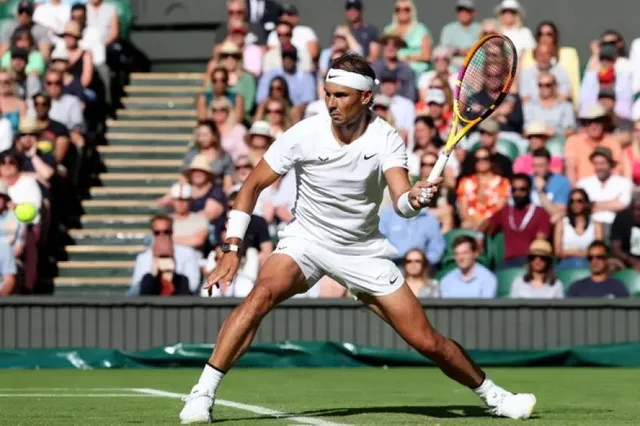 Rafael Nadal giành quyền vào tứ kết Wimbledon - Ảnh 1.