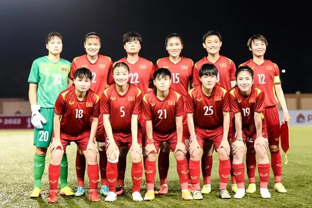 Giải nữ Vô địch AFF 2022: Đội tuyển nữ Việt Nam khởi đầu với chiến thắng 3-0 - Ảnh 1.
