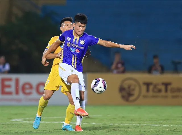 Vòng 10 VĐQG Night Wolf V.League 1-2022: Chùm ảnh Hà Nội – Sông Lam Nghệ An - Ảnh 13. Vòng 10 VĐQG Night Wolf V.League 1-2022: Chùm ảnh Hà Nội – Sông Lam Nghệ An - Ảnh 13.