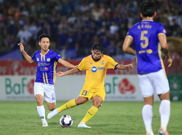Vòng 10 VĐQG Night Wolf V.League 1-2022: Chùm ảnh Hà Nội – Sông Lam Nghệ An - Ảnh 7. Vòng 10 VĐQG Night Wolf V.League 1-2022: Chùm ảnh Hà Nội – Sông Lam Nghệ An - Ảnh 7.