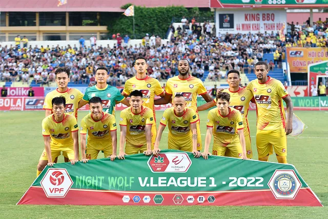 Vòng 10 Night Wolf V.League 1-2022 | Bùng nổ bàn thắng, bứt phá ở ngôi đầu - Ảnh 2.