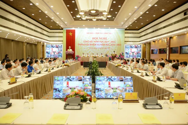 Học sinh sẽ được mượn SGK từ năm học 2022 - 2023 - Ảnh 2. Học sinh sẽ được mượn SGK từ năm học 2022 - 2023 - Ảnh 2.