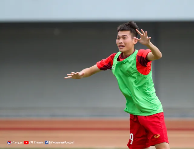 U16 Việt Nam hoàn thành buổi tập cuối cùng trước trận chung kết với U16 Indonesia - Ảnh 6. U16 Việt Nam hoàn thành buổi tập cuối cùng trước trận chung kết với U16 Indonesia - Ảnh 6.