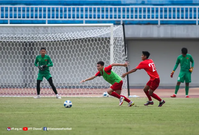 U16 Việt Nam hoàn thành buổi tập cuối cùng trước trận chung kết với U16 Indonesia - Ảnh 10. U16 Việt Nam hoàn thành buổi tập cuối cùng trước trận chung kết với U16 Indonesia - Ảnh 10.