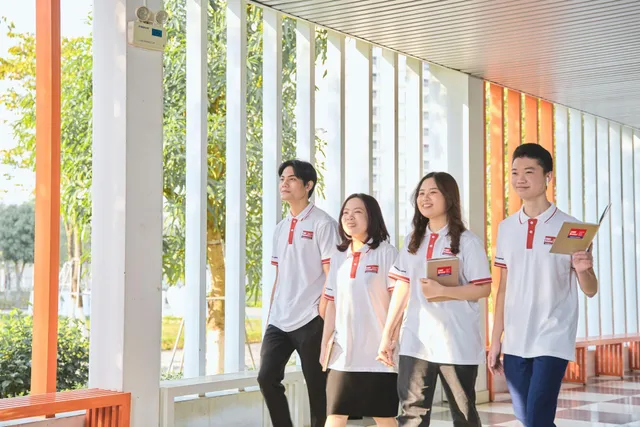 Ngoài điểm tốt nghiệp, GenZ còn cơ hội nào để bước vào các trường đại học chất lượng cao - Ảnh 1.