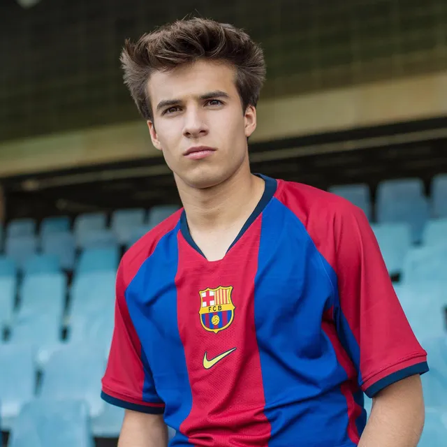 Riqui Puig: Không được tạo cơ hội thi đấu khi nhìn những đồng đội của mình ngày càng phát triển khiến tôi cảm thấy rất tổn thương - Ảnh 2.