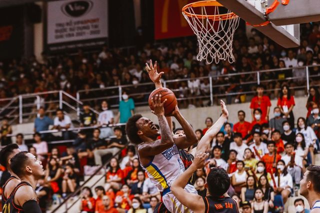 VBA Playoffs 2022: Saigon Heat tạo lợi thế tại game 1 - Ảnh 3.