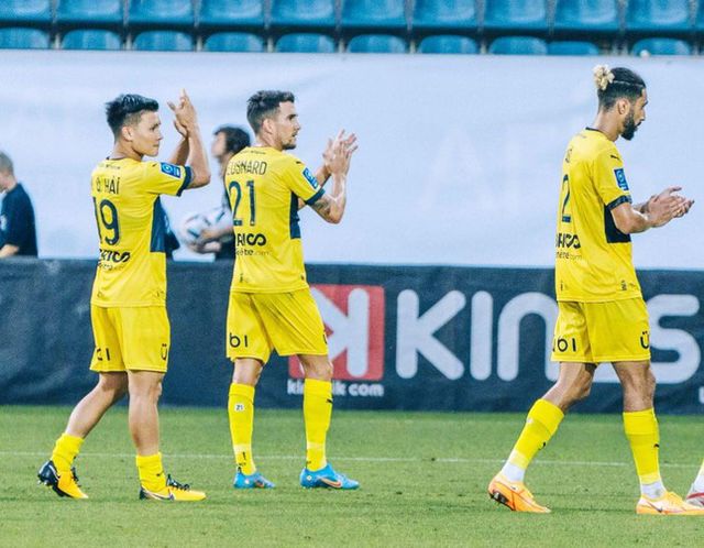 Pau FC thất bại trong trận đấu Quang Hải dự bị - Ảnh 2.