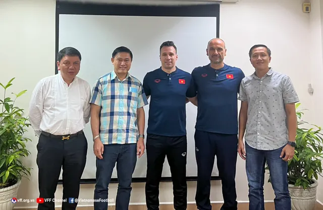 Tân HLV Giustozzi Diego Raul và kế hoạch với ĐT Futsal Việt Nam - Ảnh 1.