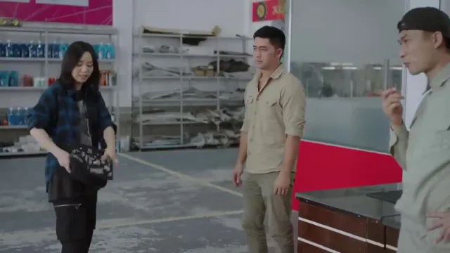 Ga-ra hạnh phúc - Tập 1: Sơn Ca (Quỳnh Kool) đi xin việc bị từ chối phũ phàng - Ảnh 10. Ga-ra hạnh phúc - Tập 1: Sơn Ca (Quỳnh Kool) đi xin việc bị từ chối phũ phàng - Ảnh 10.