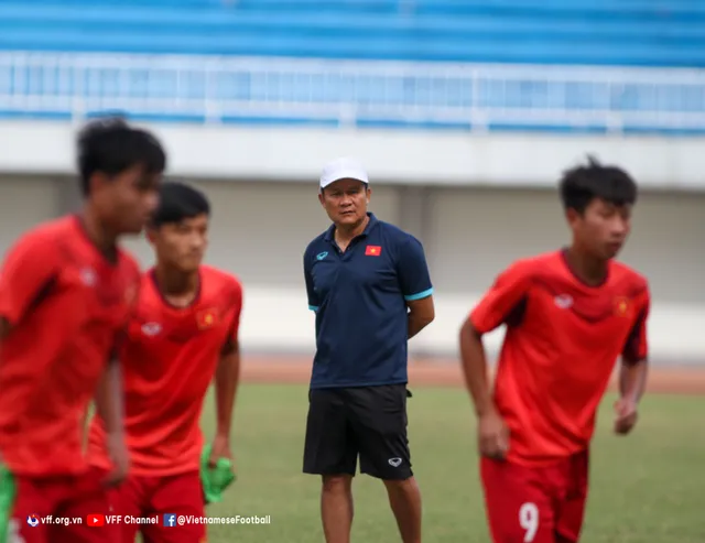 U16 Việt Nam hăng say tập luyện, hướng đến vòng bán kết giải U16 Đông Nam Á 2022 - Ảnh 3.