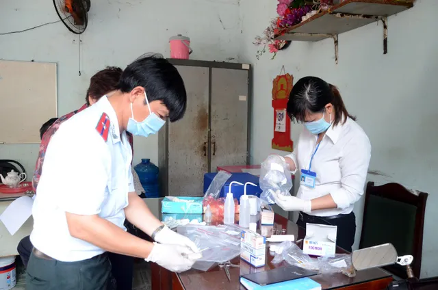 Bà Rịa - Vũng Tàu: Kiểm tra an toàn thực phẩm tại các cơ sở sản xuất bánh trung thu - Ảnh 6. Bà Rịa - Vũng Tàu: Kiểm tra an toàn thực phẩm tại các cơ sở sản xuất bánh trung thu - Ảnh 6.