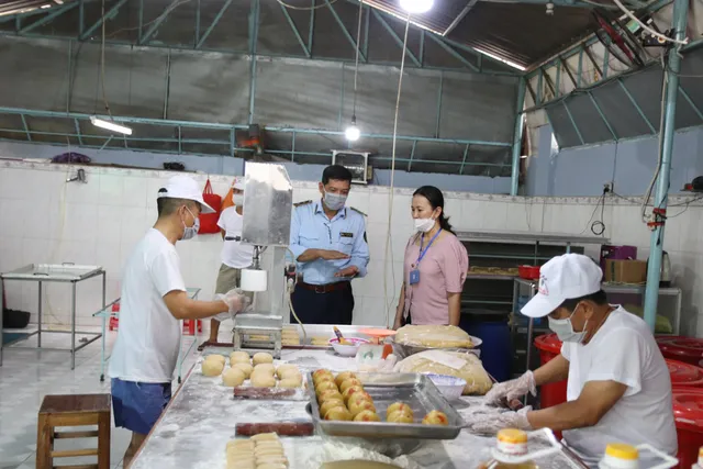 Bà Rịa - Vũng Tàu: Kiểm tra an toàn thực phẩm tại các cơ sở sản xuất bánh trung thu - Ảnh 1. Bà Rịa - Vũng Tàu: Kiểm tra an toàn thực phẩm tại các cơ sở sản xuất bánh trung thu - Ảnh 1.