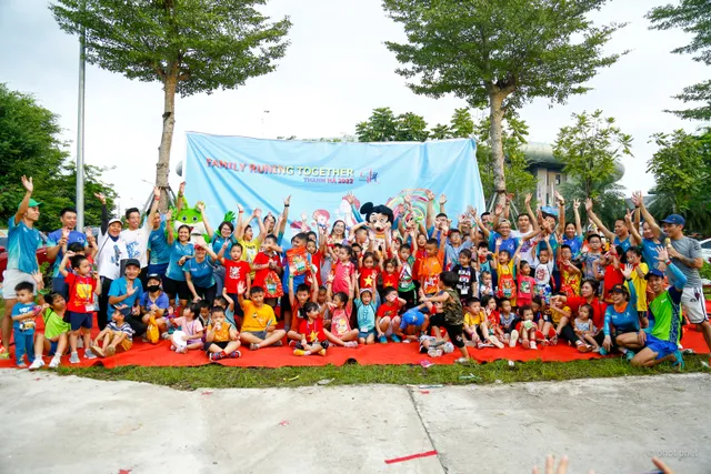 Family Running Together – món quà Tết Trung thu ý nghĩa - Ảnh 13.