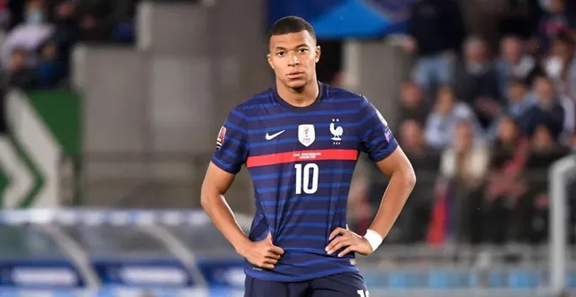 KFC phải xin lỗi Kylian Mbappe - Ảnh 1.