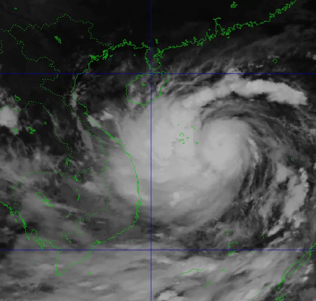 CẬP NHẬT: Bão số 4 tăng 1 cấp, dự báo còn mạnh thêm - Ảnh 4.