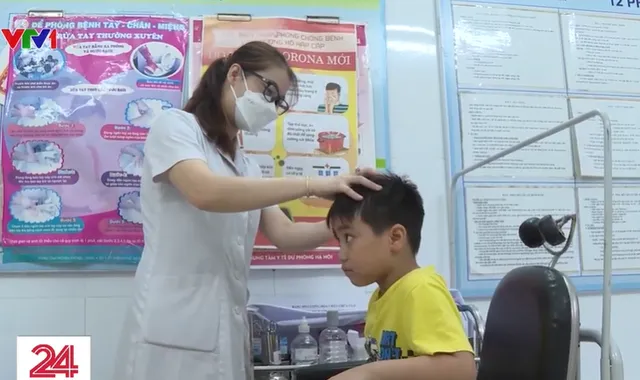 Trường học tăng cường phòng chống dịch bệnh - Ảnh 1. Trường học tăng cường phòng chống dịch bệnh - Ảnh 1.