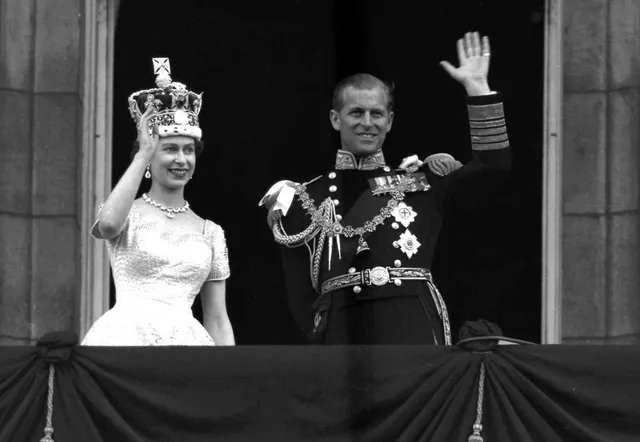 Nữ hoàng Anh Elizabeth II qua đời ở tuổi 96, lãnh đạo thế giới gửi lời chia buồn - Ảnh 10. Nữ hoàng Anh Elizabeth II qua đời ở tuổi 96, lãnh đạo thế giới gửi lời chia buồn - Ảnh 10.
