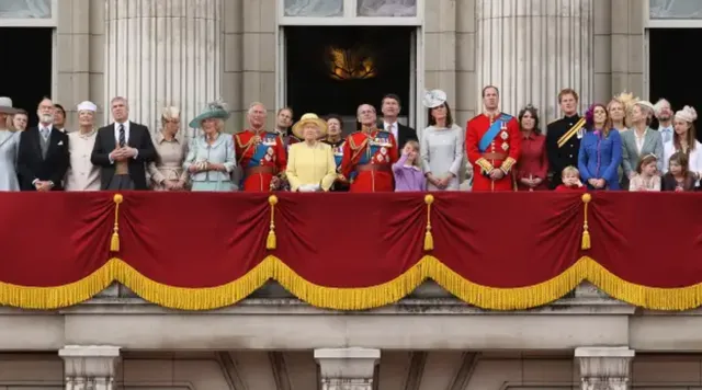 Cuộc sống và thành tựu của Nữ hoàng Elizabeth II qua ảnh - Ảnh 9. Cuộc sống và thành tựu của Nữ hoàng Elizabeth II qua ảnh - Ảnh 9.