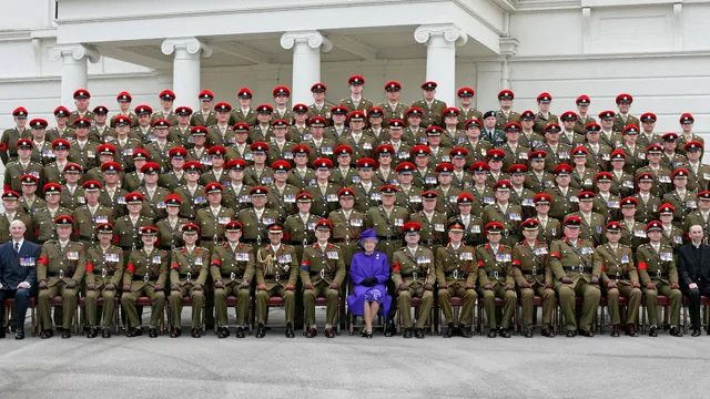 Elizabeth II - Nữ hoàng vị tha khiến nước Anh tự hào - Ảnh 20. Elizabeth II - Nữ hoàng vị tha khiến nước Anh tự hào - Ảnh 20.