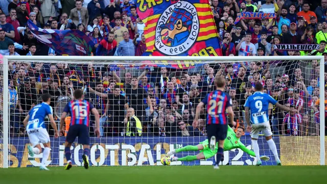 Barcelona bị cầm hòa trong trận derby xứ Catalan - Ảnh 2. Barcelona bị cầm hòa trong trận derby xứ Catalan - Ảnh 2.