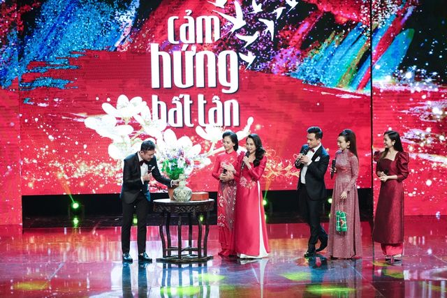 Các MC nổi tiếng VTV tung hứng trong Cảm hứng bất tận 2023 - Ảnh 2.