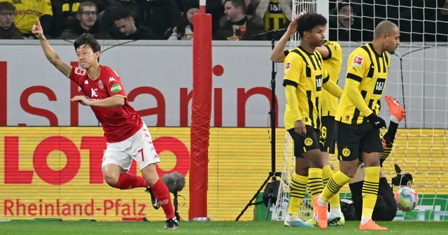 Dortmund giành chiến thắng kịch tính trước Mainz 05 - Ảnh 1.