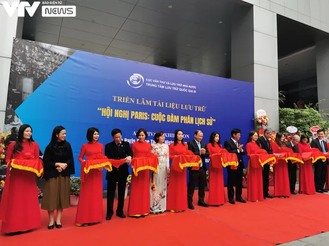 Trưng bày 200 tài liệu, hình ảnh, hiện vật tại triển lãm Hội nghị Paris - Cuộc đàm phán lịch sử - Ảnh 5. Trưng bày 200 tài liệu, hình ảnh, hiện vật tại triển lãm Hội nghị Paris - Cuộc đàm phán lịch sử - Ảnh 5.