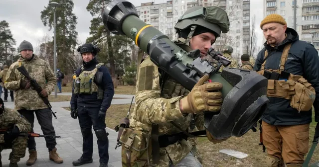 Căng thẳng Nga - Ukraine leo thang, cuộc xung đột sẽ còn kéo dài? - Ảnh 9. Căng thẳng Nga - Ukraine leo thang, cuộc xung đột sẽ còn kéo dài? - Ảnh 9.