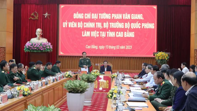 Đại tướng Phan Văn Giang, Bộ trưởng Quốc phòng thăm và làm việc tại Cao Bằng - Ảnh 1.