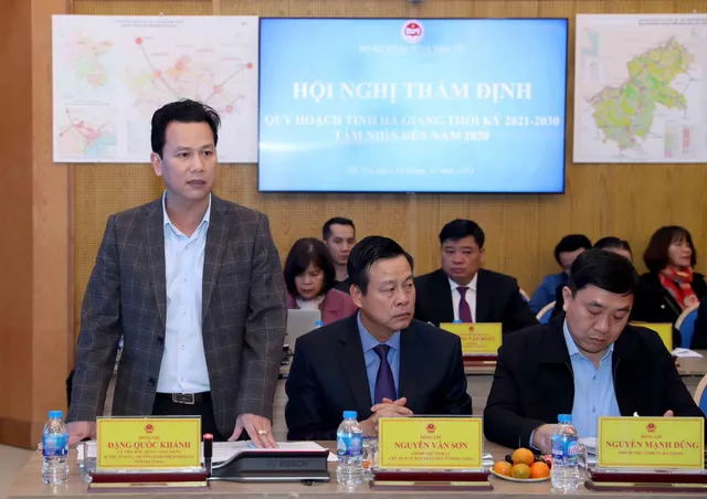 Hà Giang muốn xây cao tốc, làm sân bay, tiến tới làm giàu trên đá - Ảnh 1. Hà Giang muốn xây cao tốc, làm sân bay, tiến tới làm giàu trên đá - Ảnh 1.