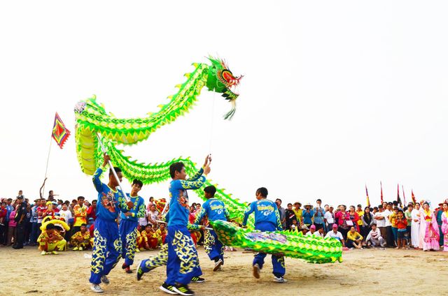 Những điều thú vị về Lễ hội Dinh Cô, Lễ hội Nghinh Ông - 2 Di sản văn hóa phi vật thể QG mới - Ảnh 2.