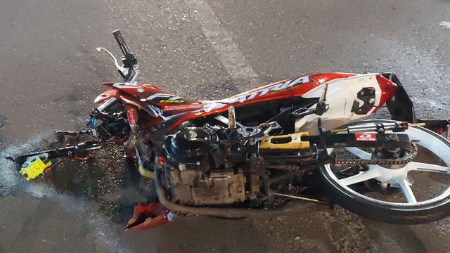 Tai nạn liên hoàn giữa 3 xe máy, 5 người thương vong - Ảnh 2.