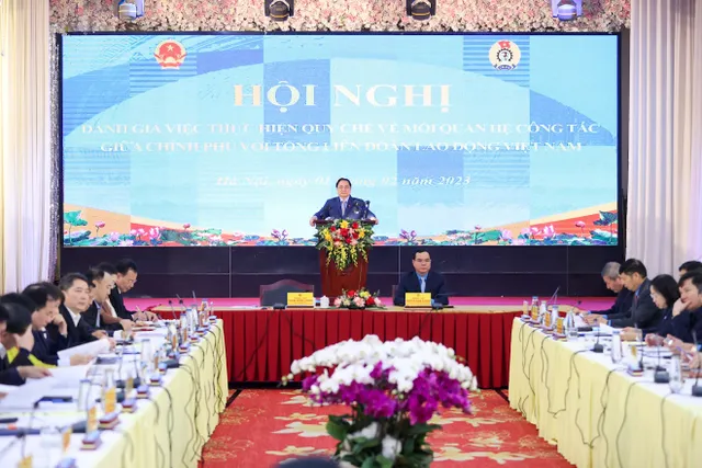 Thủ tướng giao 3 Phó Thủ tướng trực tiếp chỉ đạo giải quyết các vấn đề nóng của công nhân, người lao động - Ảnh 2. Thủ tướng giao 3 Phó Thủ tướng trực tiếp chỉ đạo giải quyết các vấn đề nóng của công nhân, người lao động - Ảnh 2.