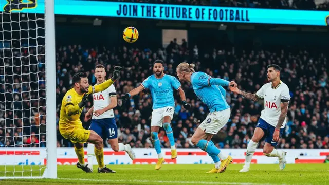 HLV Antonio Conte nhập viện phẫu thuật - Ảnh 2.