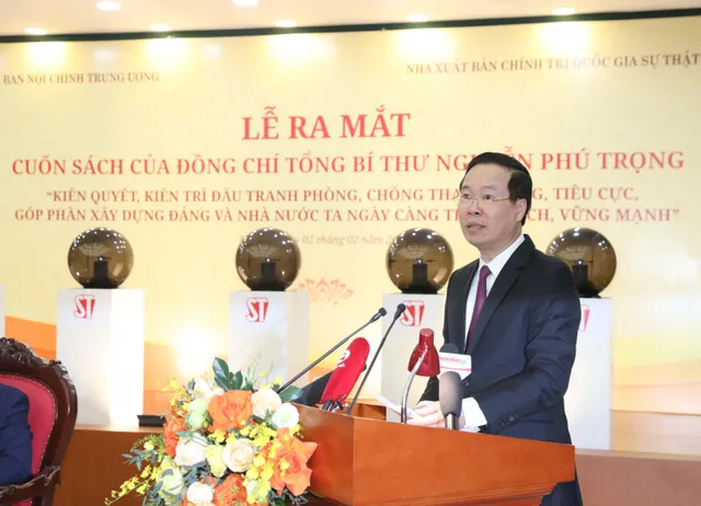 Lễ ra mắt cuốn sách của Tổng Bí thư Nguyễn Phú Trọng về phòng, chống tham nhũng, tiêu cực - Ảnh 2. Lễ ra mắt cuốn sách của Tổng Bí thư Nguyễn Phú Trọng về phòng, chống tham nhũng, tiêu cực - Ảnh 2.