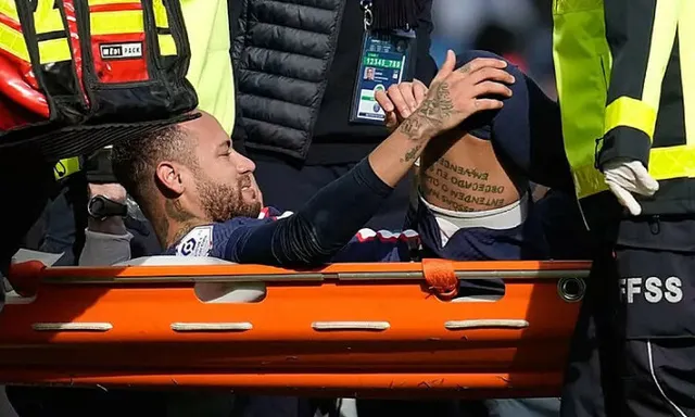 Neymar nhiều khả năng vắng mặt trong trận gặp Bayern Munich - Ảnh 2.