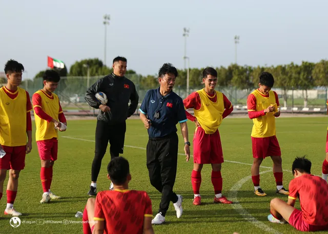 U20 Việt Nam tích cực chuẩn bị cho trận tổng duyệt trước quân xanh Dubai City FC - Ảnh 2.